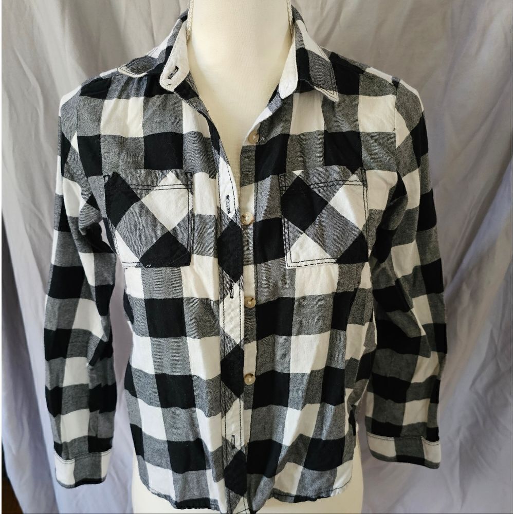 Girls black and white plaid flannel button down top size 10-12